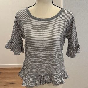 Elizabeth & James Gray Striped Women's Top